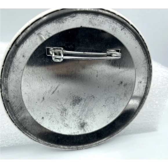 1989 MLB Toronto Blue Jays-American League Attendance
Record 3» Pinback Button - Picture 3 of 4